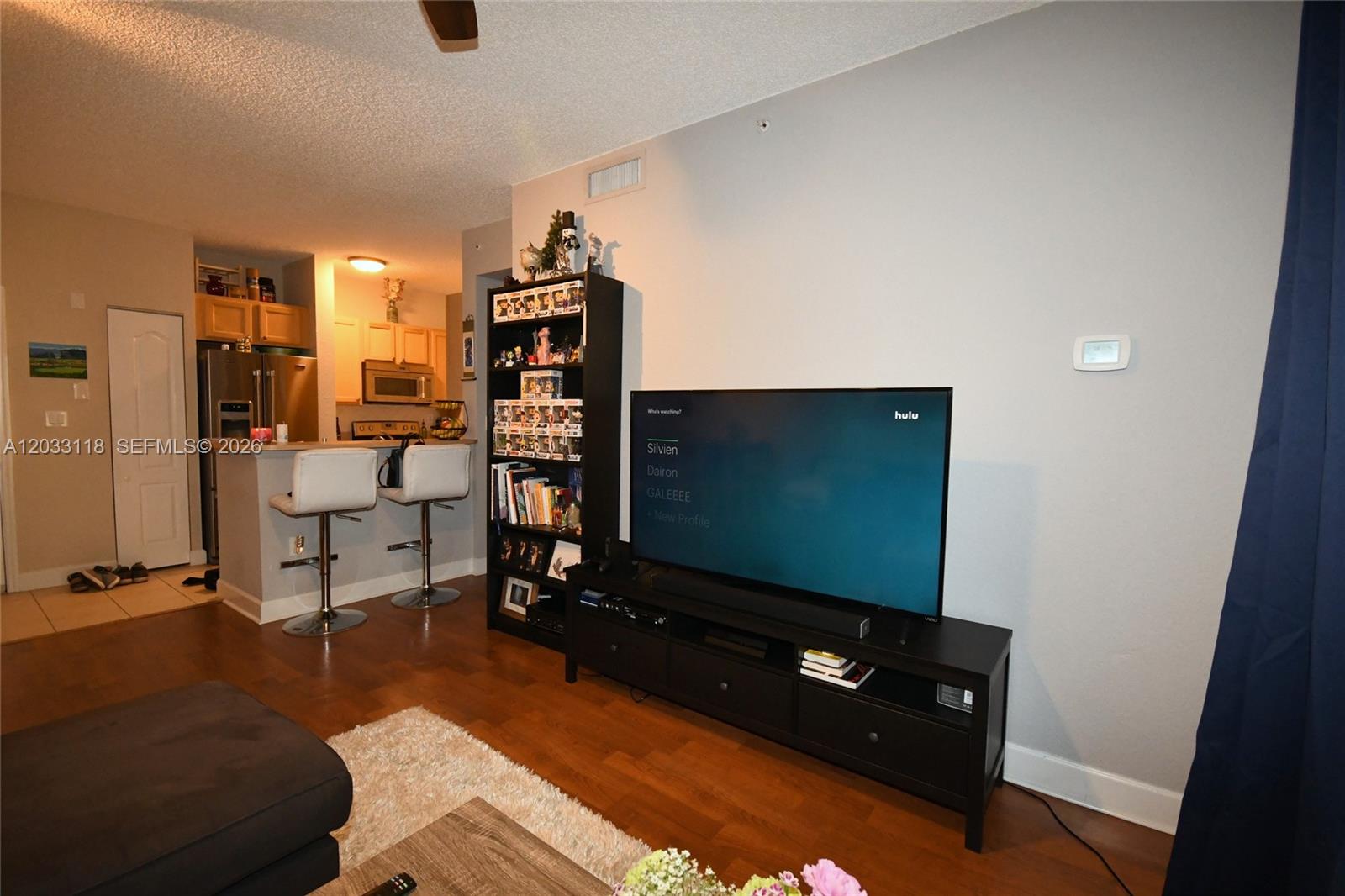 6001 SW 70th St #320, South Miami FL 33143