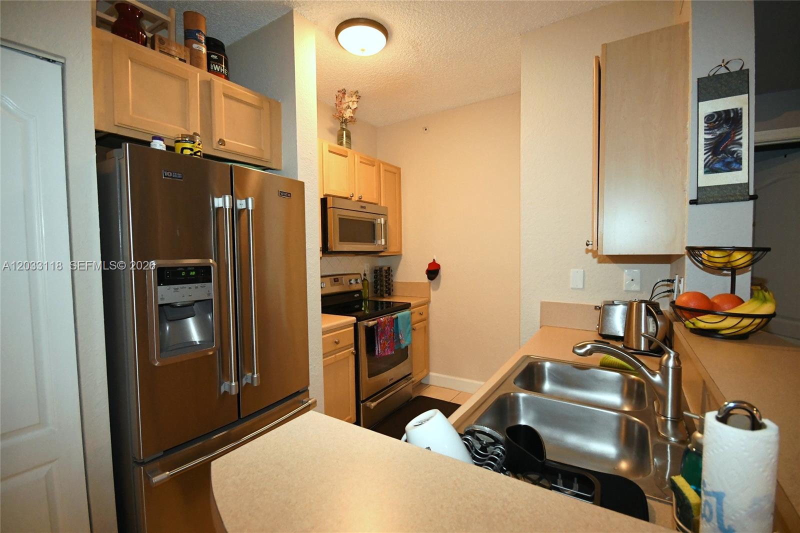 6001 SW 70th St #320, South Miami FL 33143