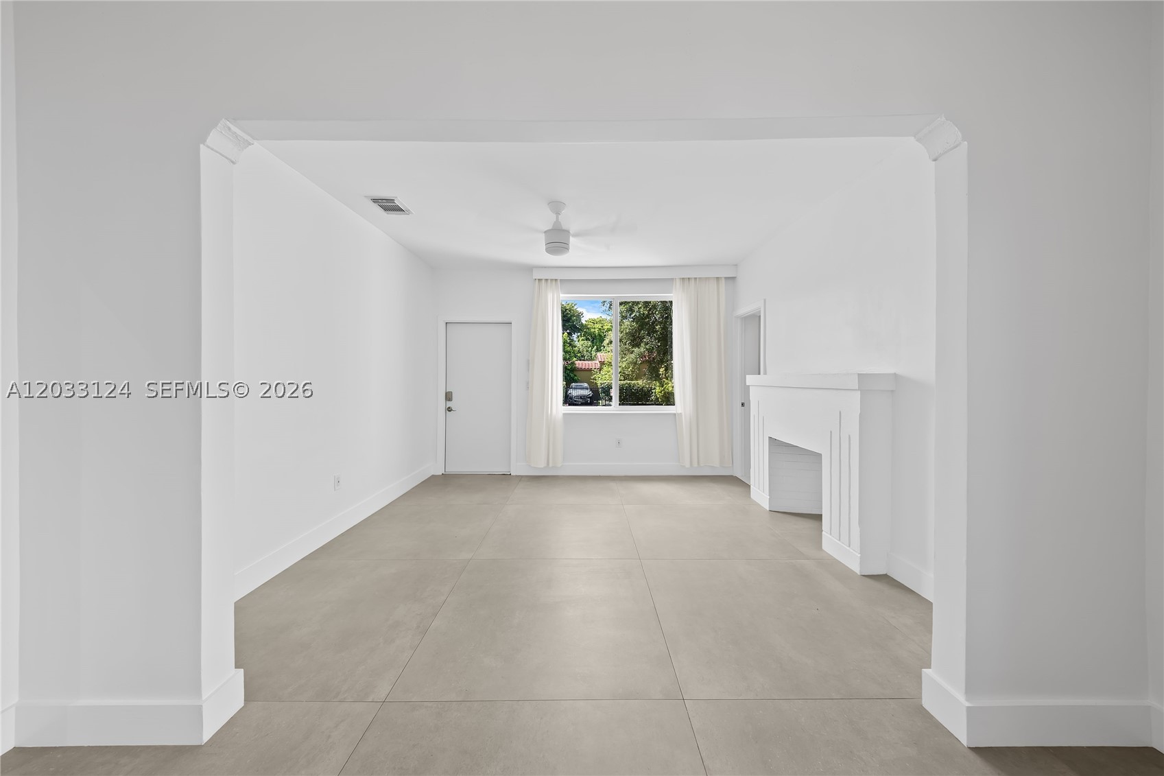 565 NW 44th St, Miami FL 33127