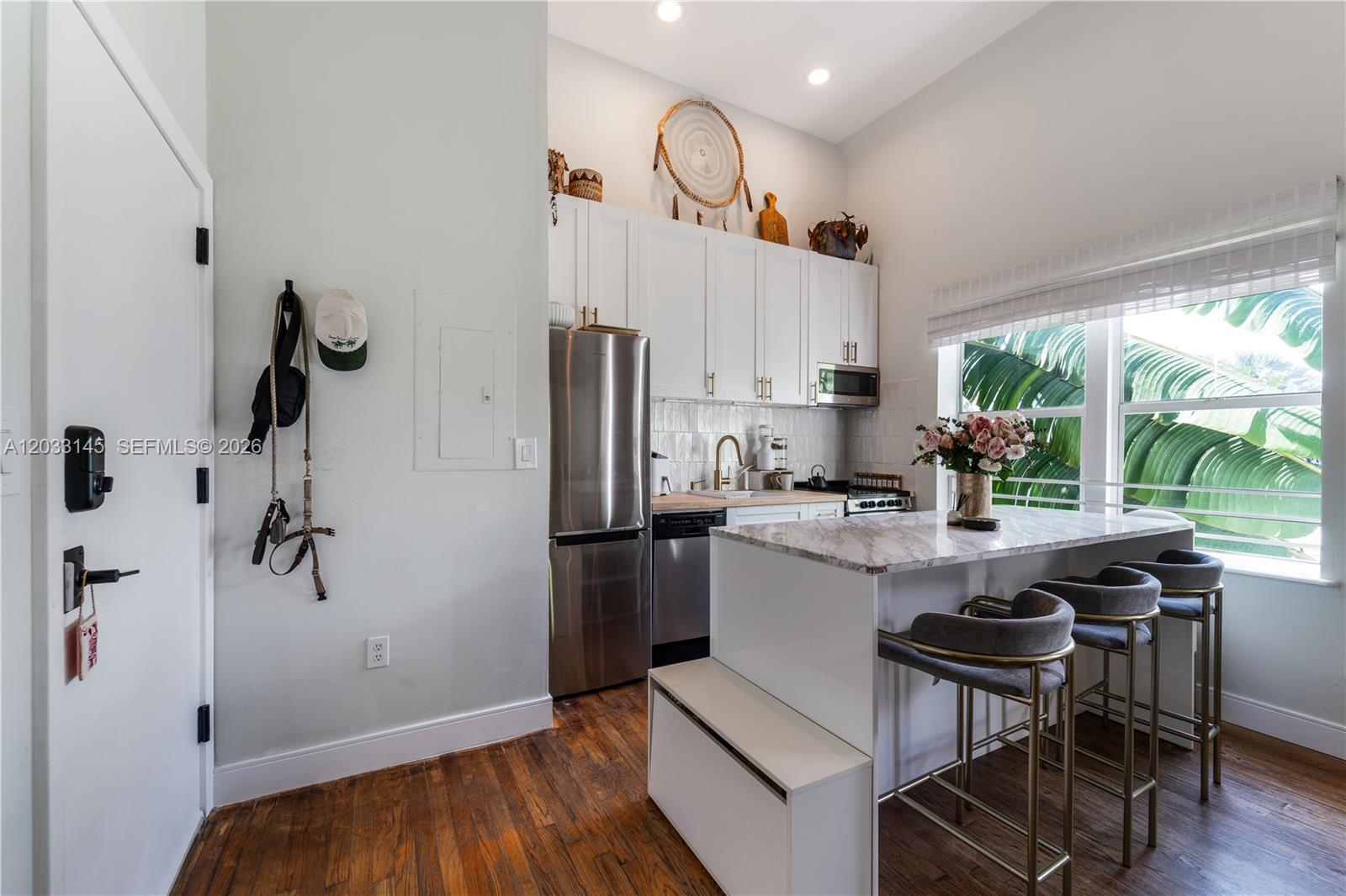1521 Lenox Ave #302, Miami Beach FL 33139