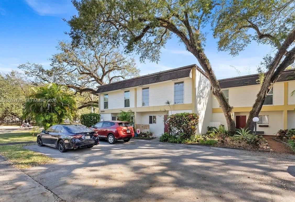 3300 Atlanta St #15B, Hollywood FL 33021