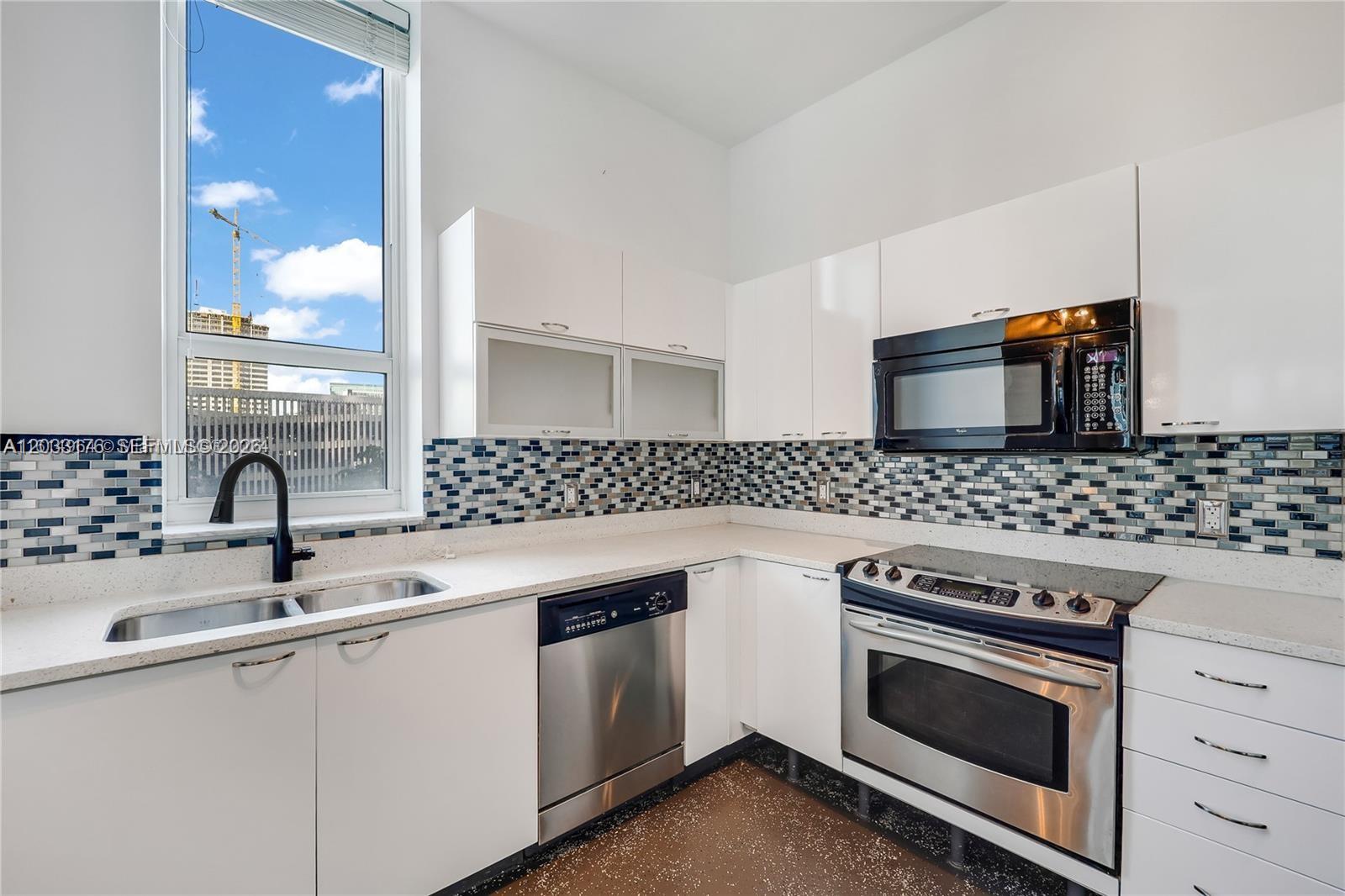 234 NE 3rd St #507, Miami FL 33132