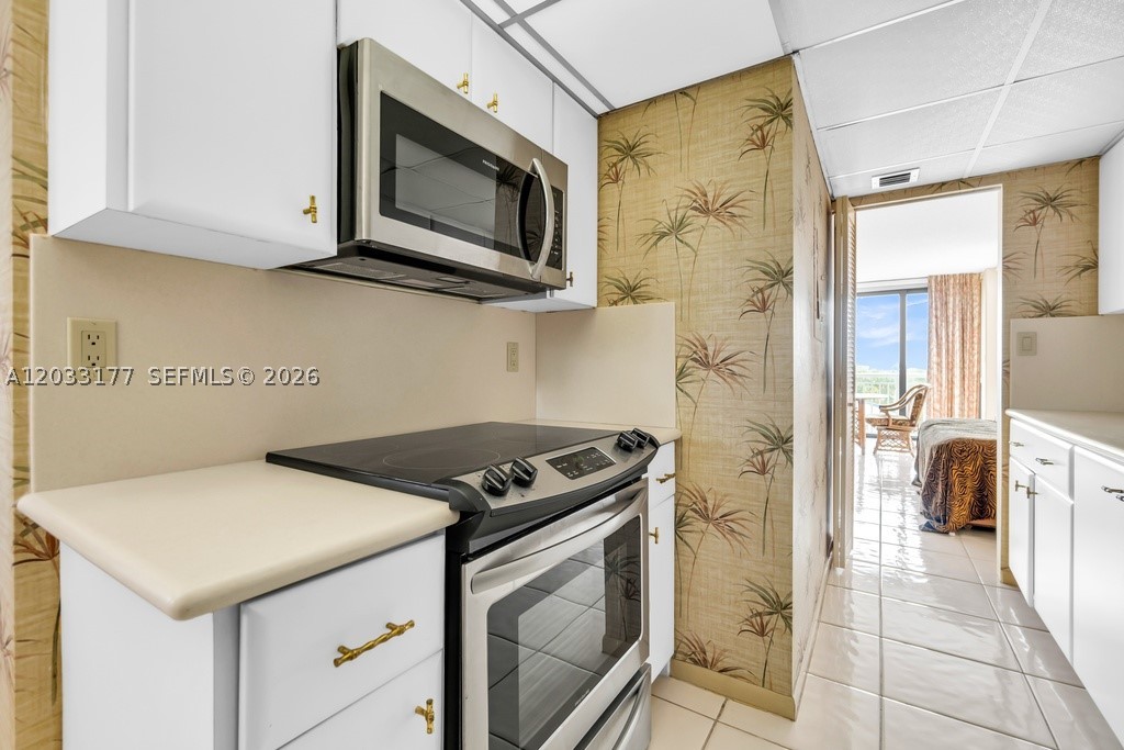 3100 NE 48th St #514, Fort Lauderdale FL 33308