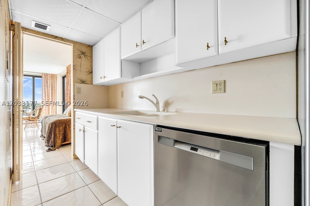3100 NE 48th St #514, Fort Lauderdale FL 33308