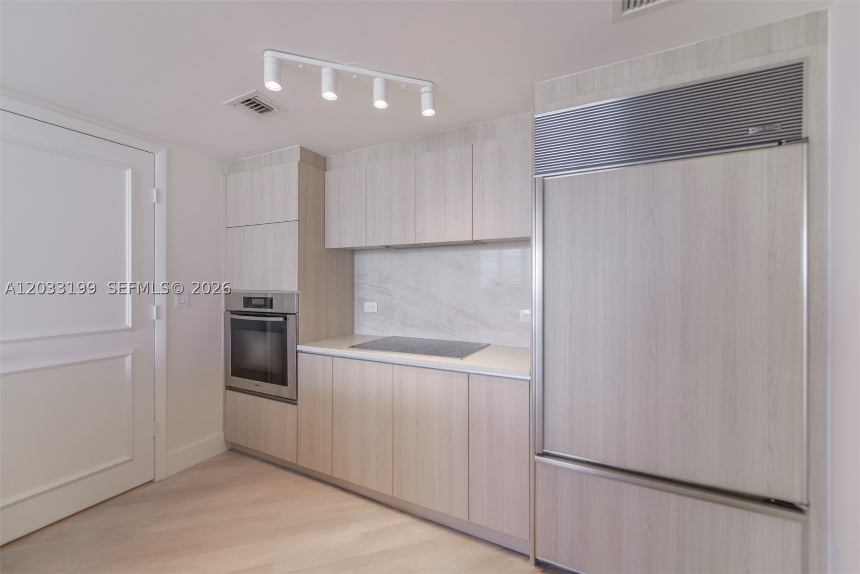 17201 Collins Ave #2209, Sunny Isles Beach FL 33160