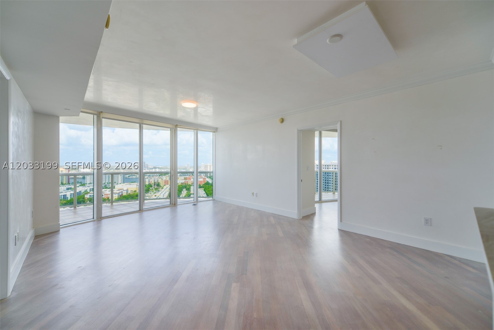 17201 Collins Ave #2209, Sunny Isles Beach FL 33160