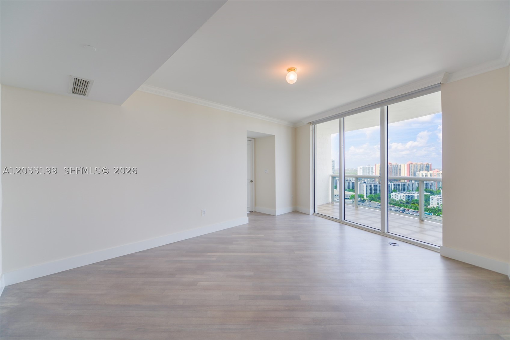 17201 Collins Ave #2209, Sunny Isles Beach FL 33160