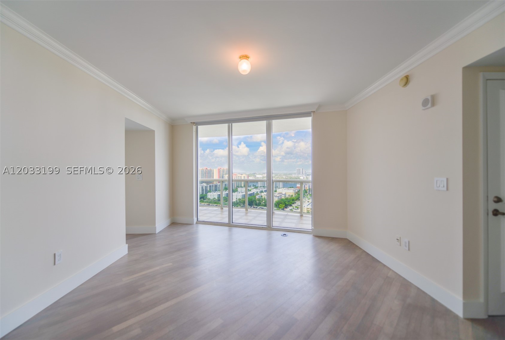 17201 Collins Ave #2209, Sunny Isles Beach FL 33160