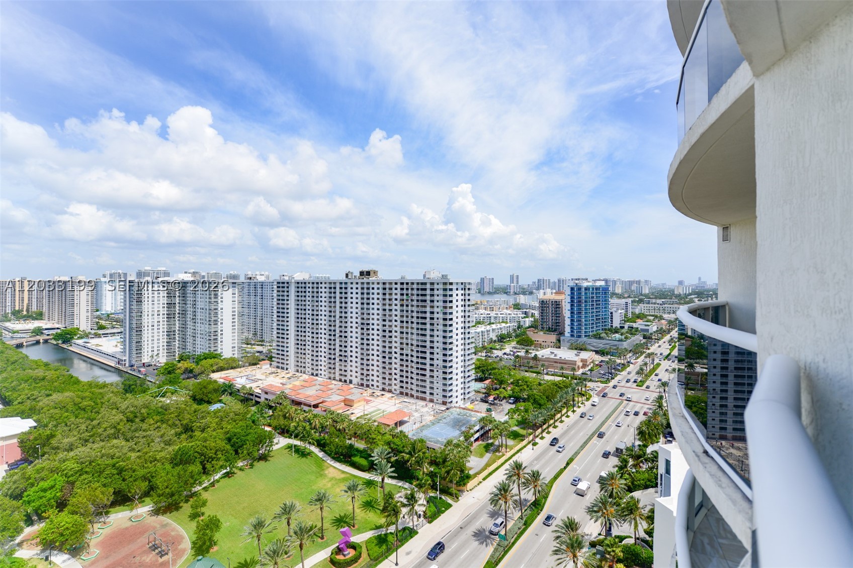 17201 Collins Ave #2209, Sunny Isles Beach FL 33160