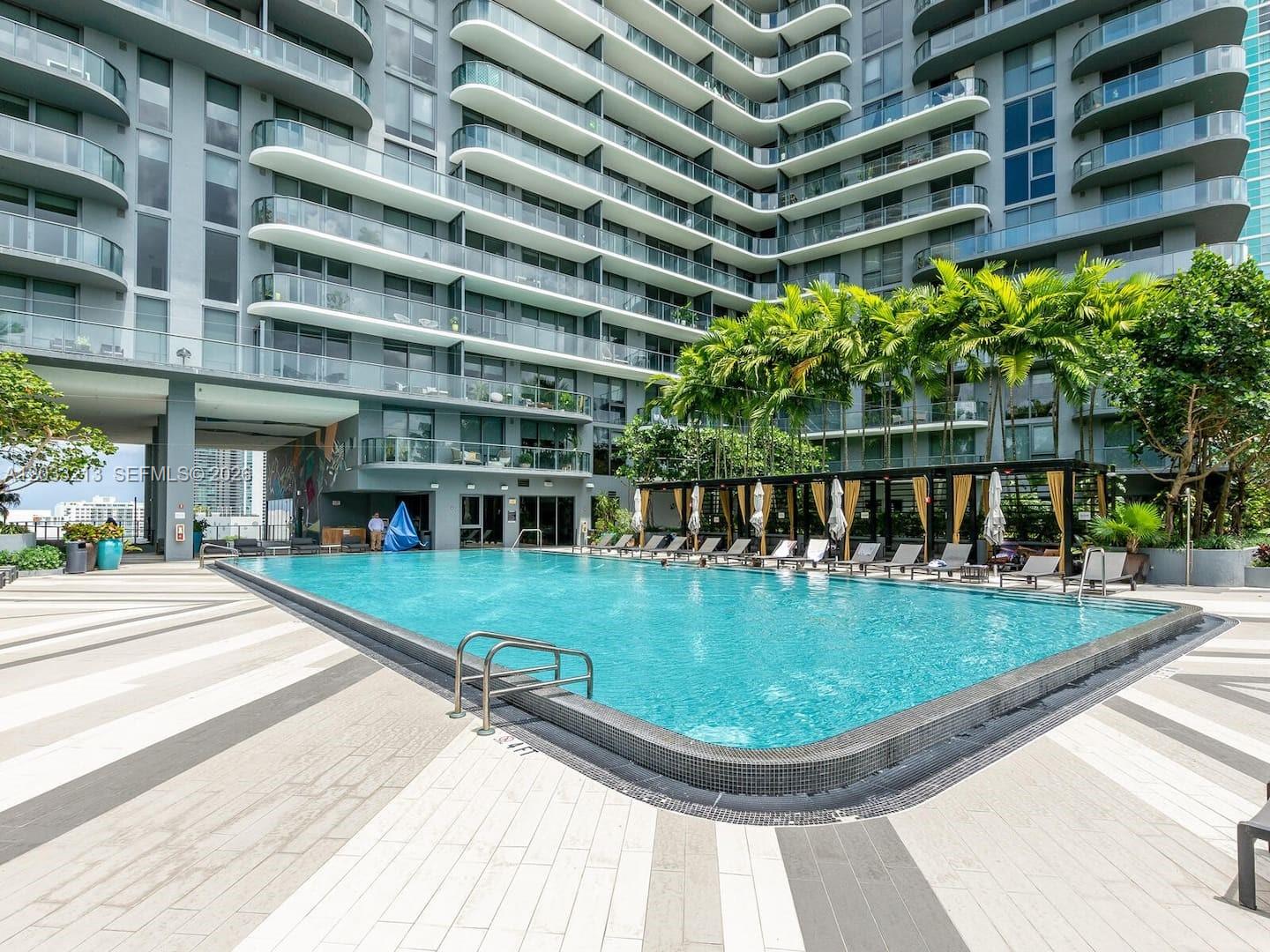121 NE 34th St #1015, Miami FL 33137