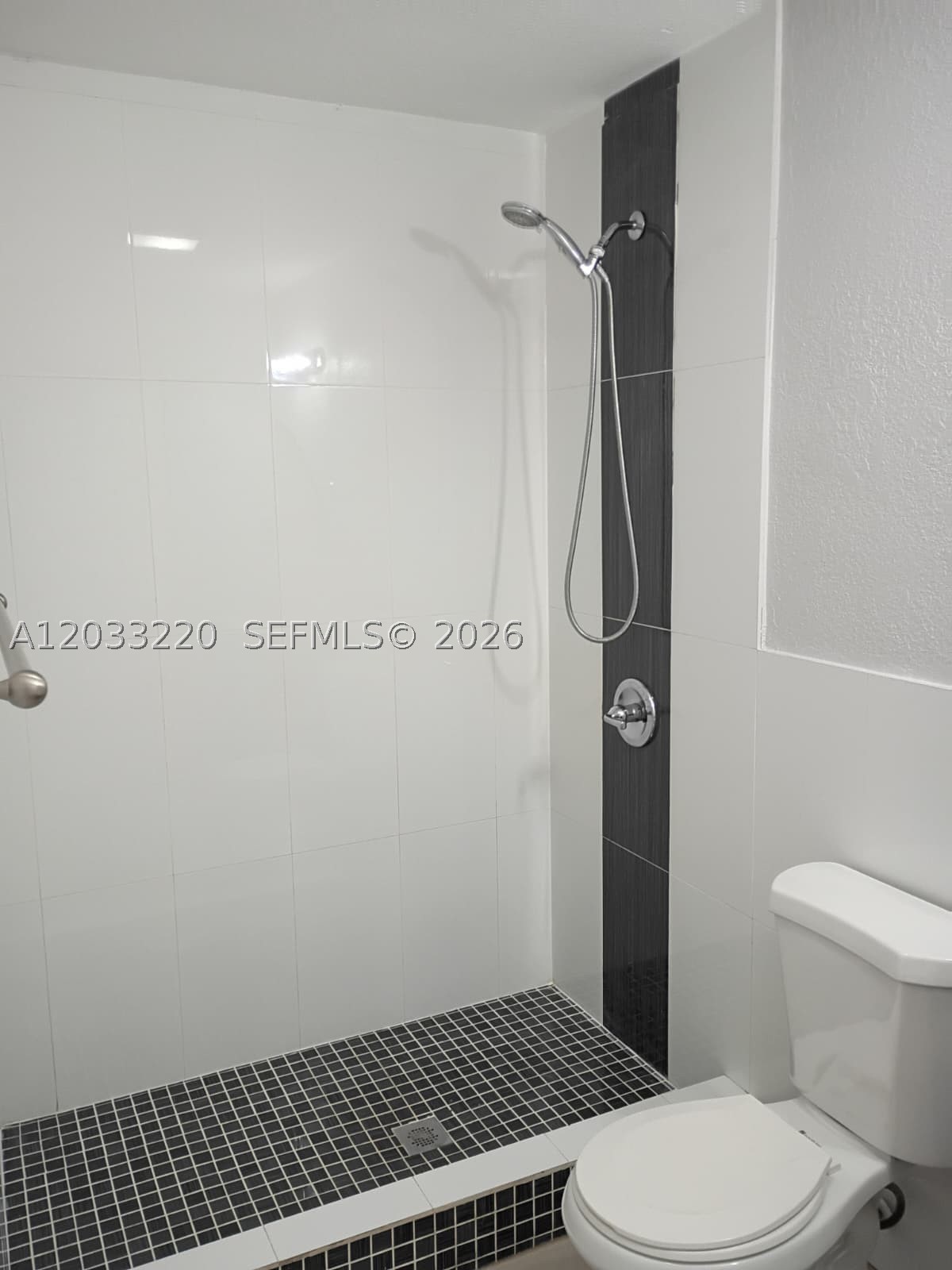 944 NW 51st St, Miami FL 33127