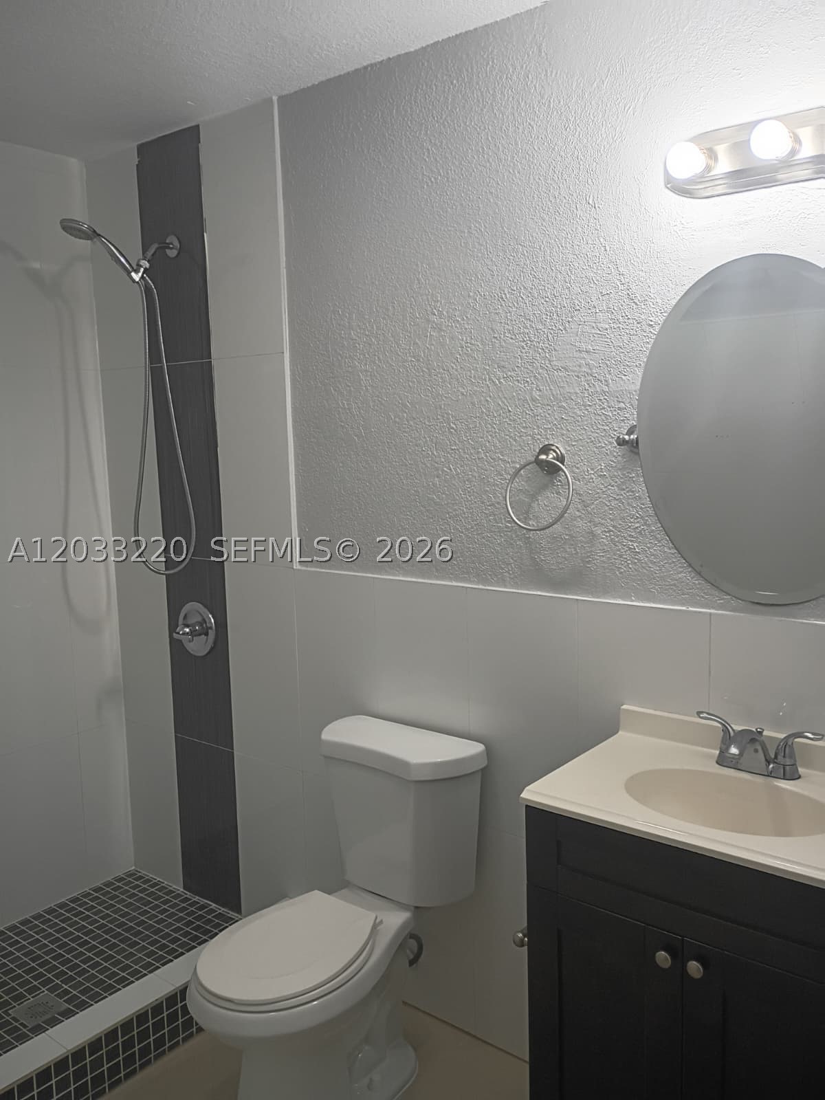 944 NW 51st St, Miami FL 33127