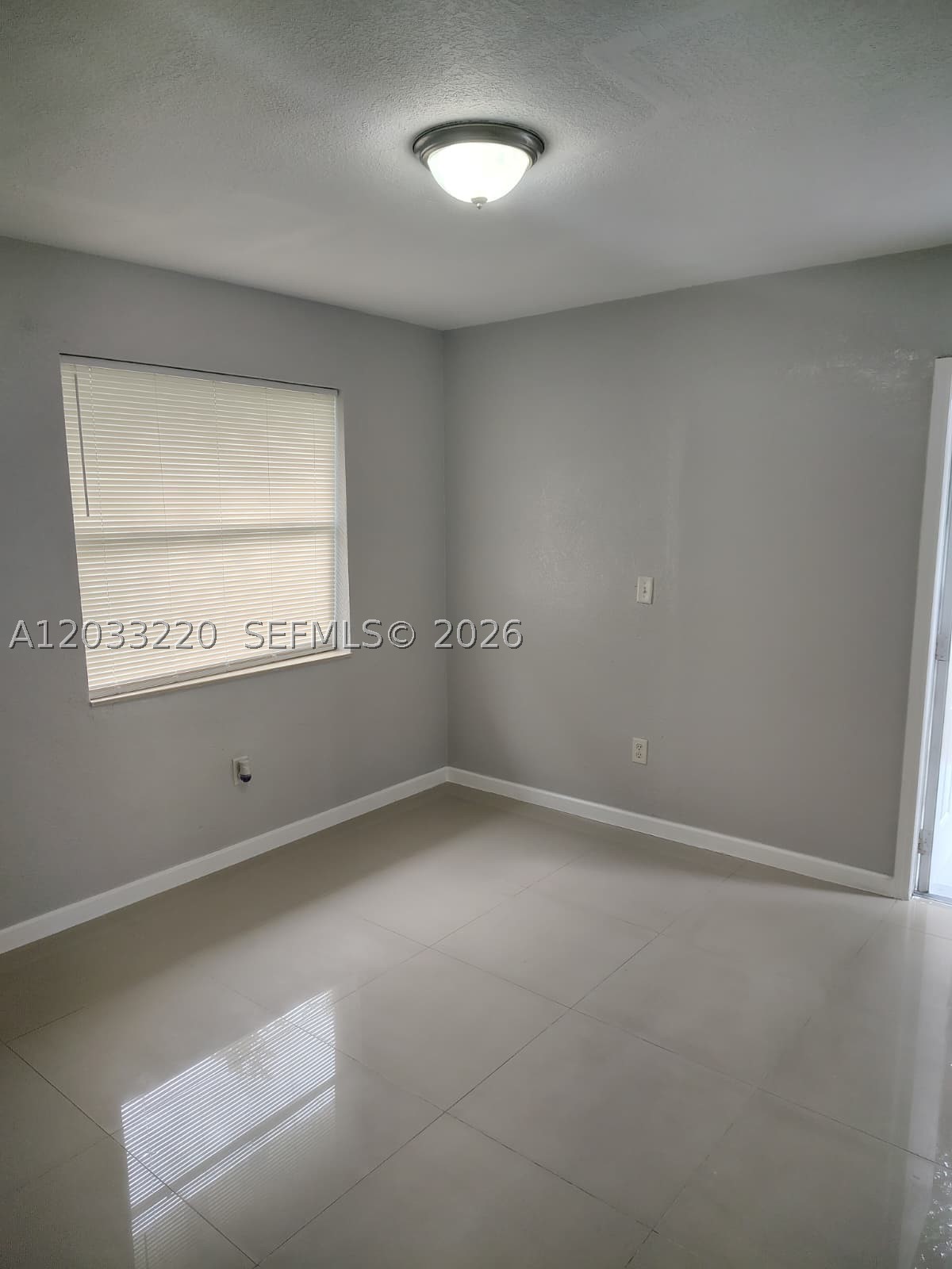 944 NW 51st St, Miami FL 33127