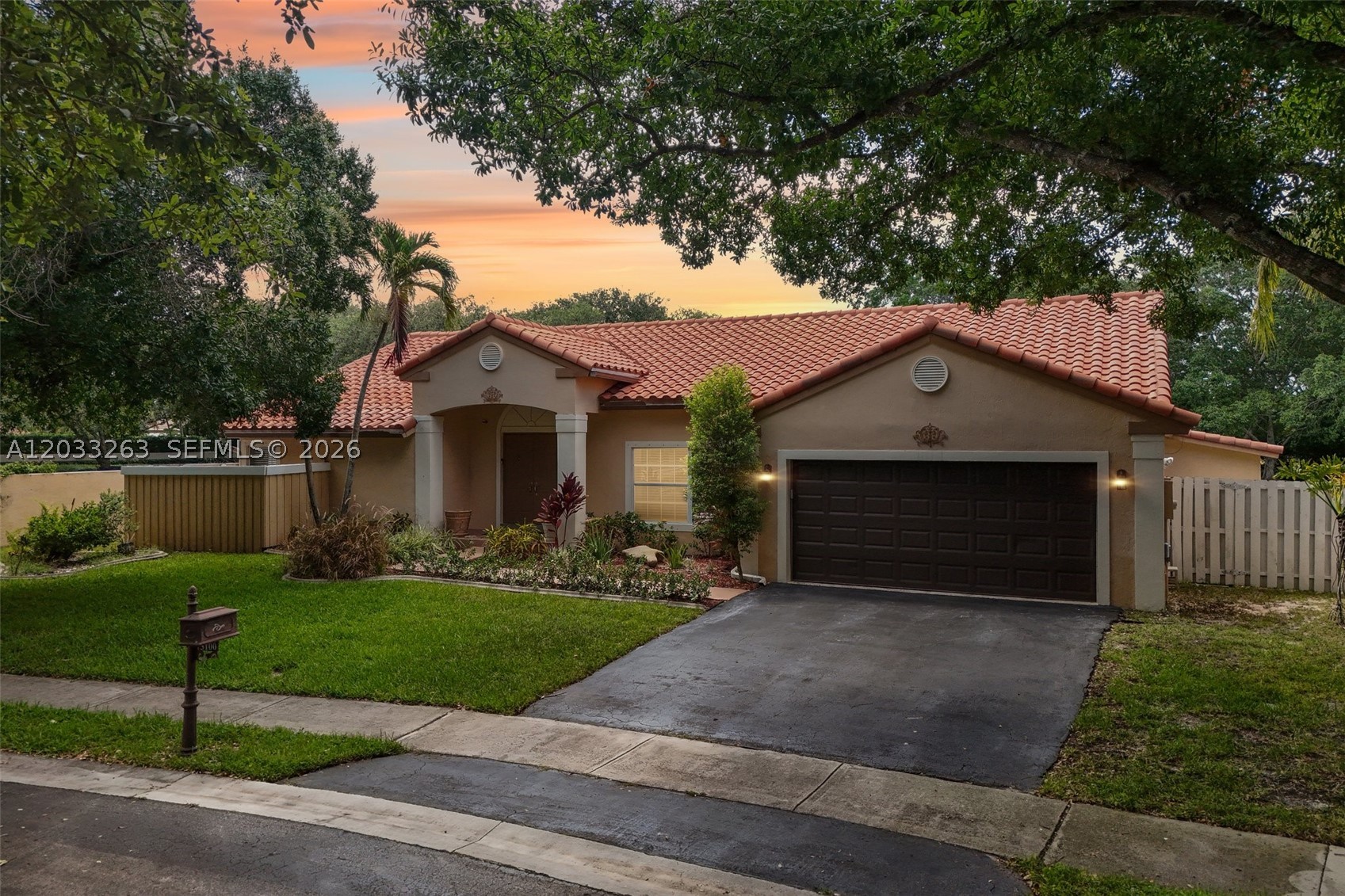 13100 NW 11th Dr, Sunrise FL 33323