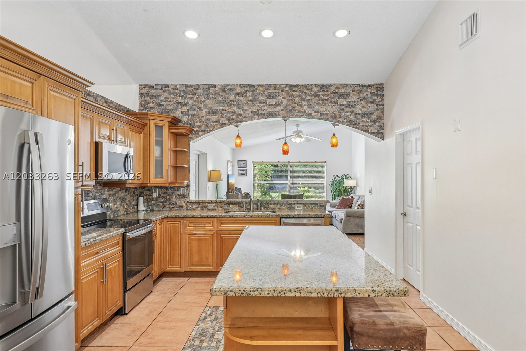 13100 NW 11th Dr, Sunrise FL 33323