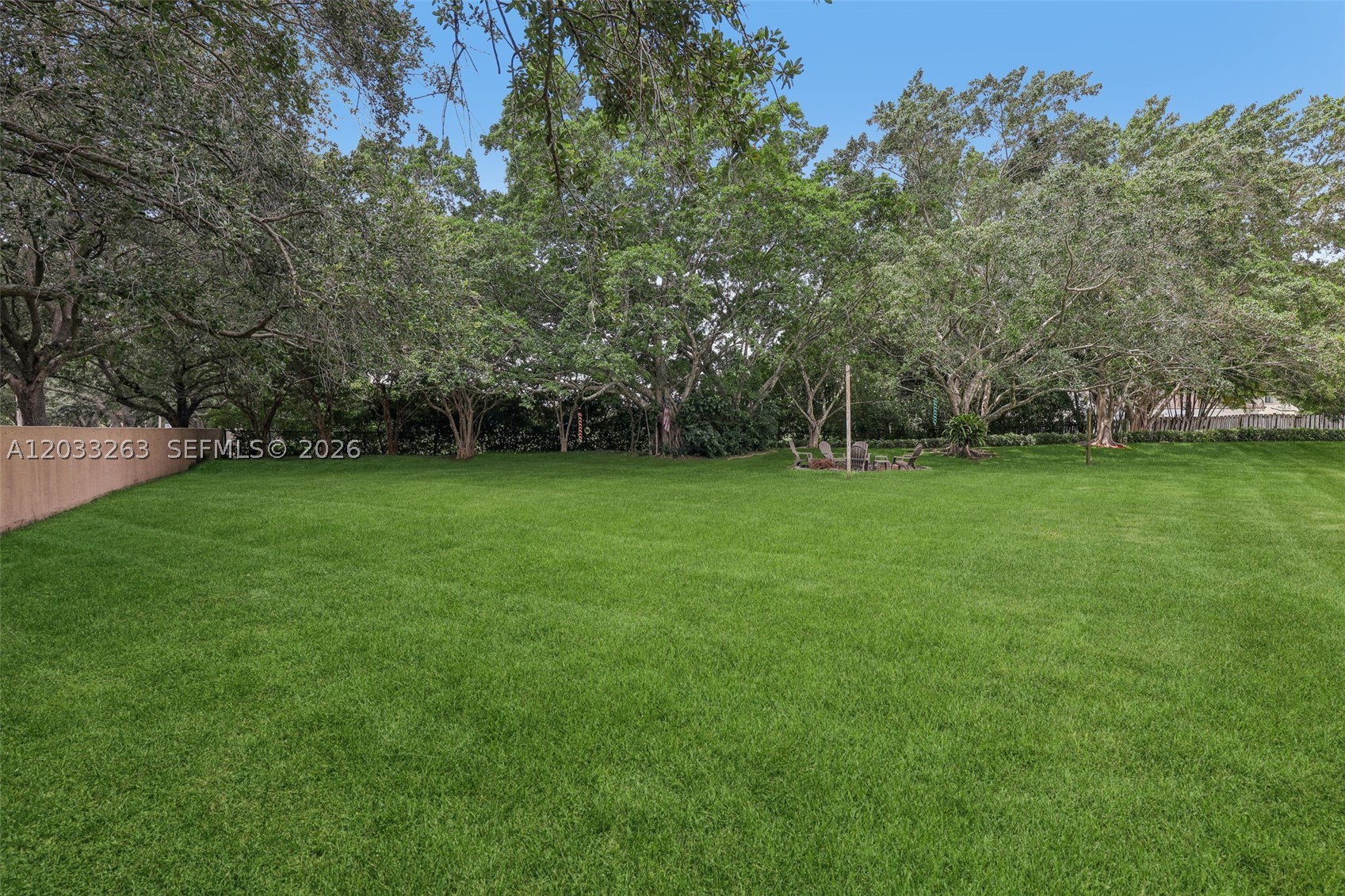 13100 NW 11th Dr, Sunrise FL 33323