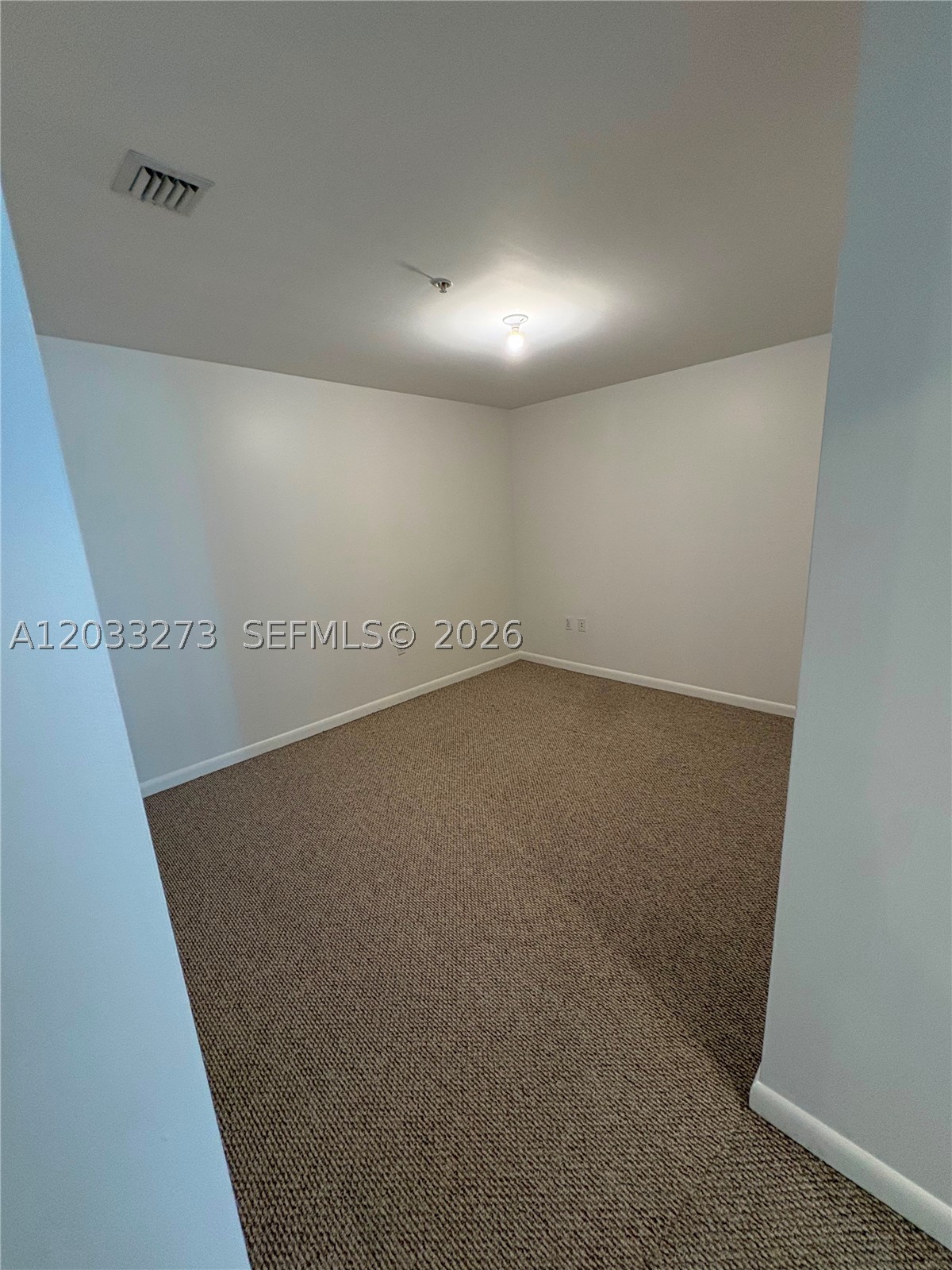 253 NE 2nd St #509, Miami FL 33132