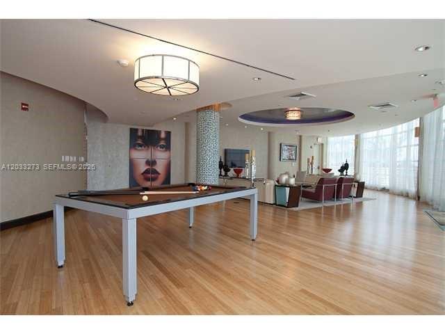 253 NE 2nd St #509, Miami FL 33132