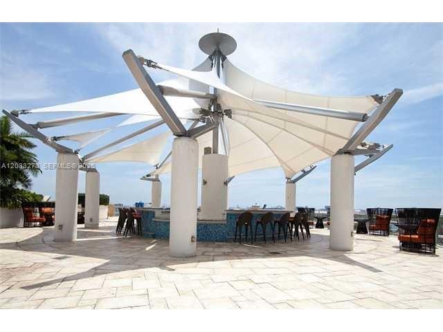 253 NE 2nd St #509, Miami FL 33132