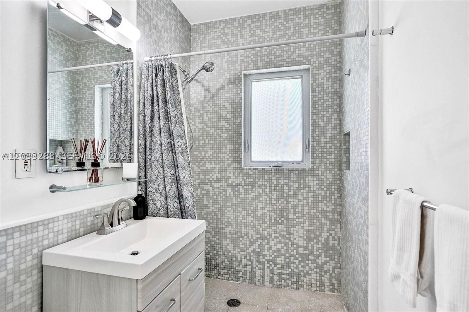 11 NW 97th St, Miami Shores FL 33150