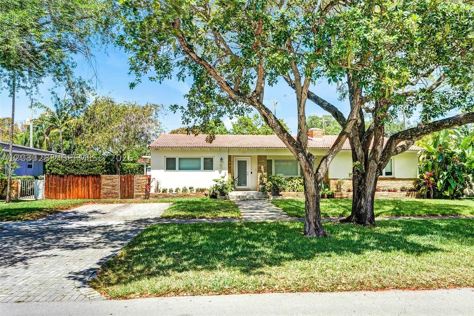 11 NW 97th St, Miami Shores FL 33150