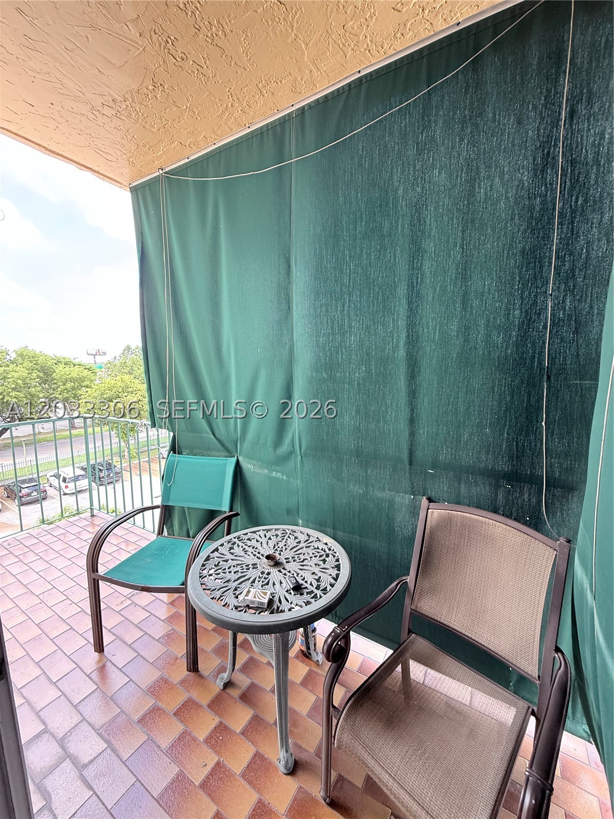 1975 W 44th Pl #401, Hialeah FL 33012