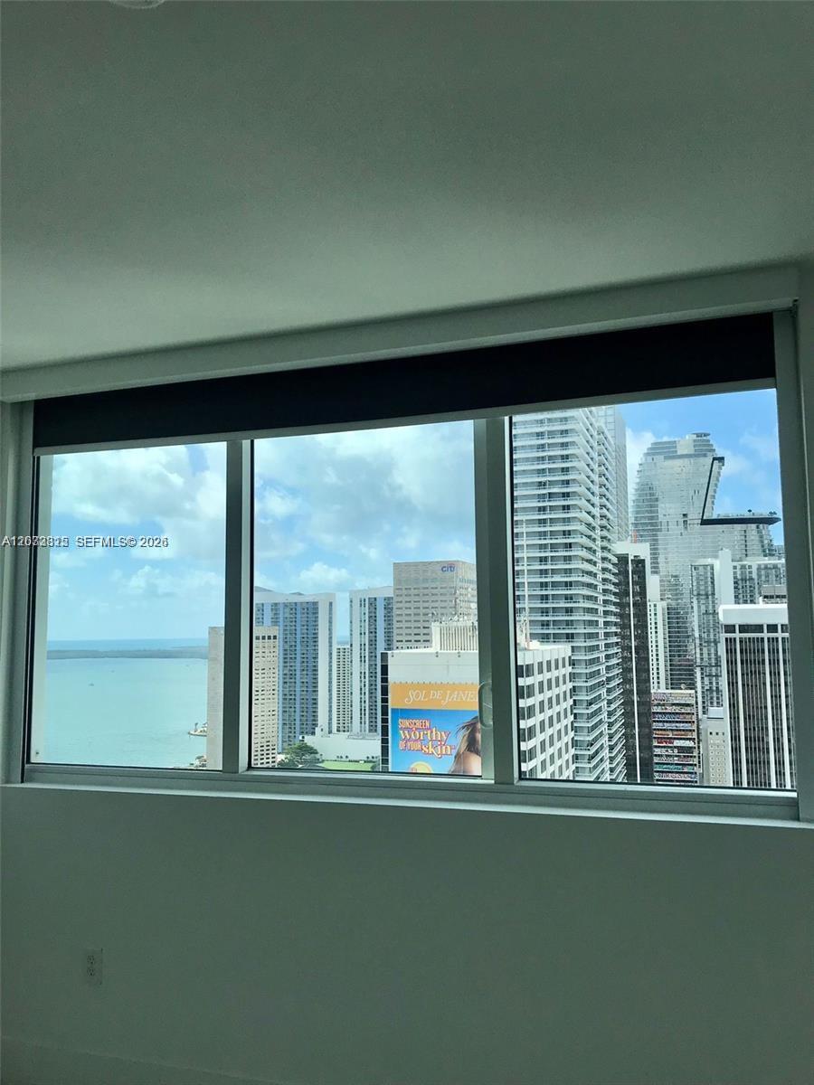 244 Biscayne Blvd #2103, Miami FL 33132