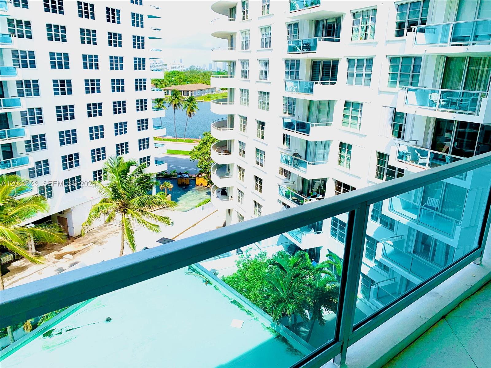5151 Collins Ave #828, Miami Beach FL 33140
