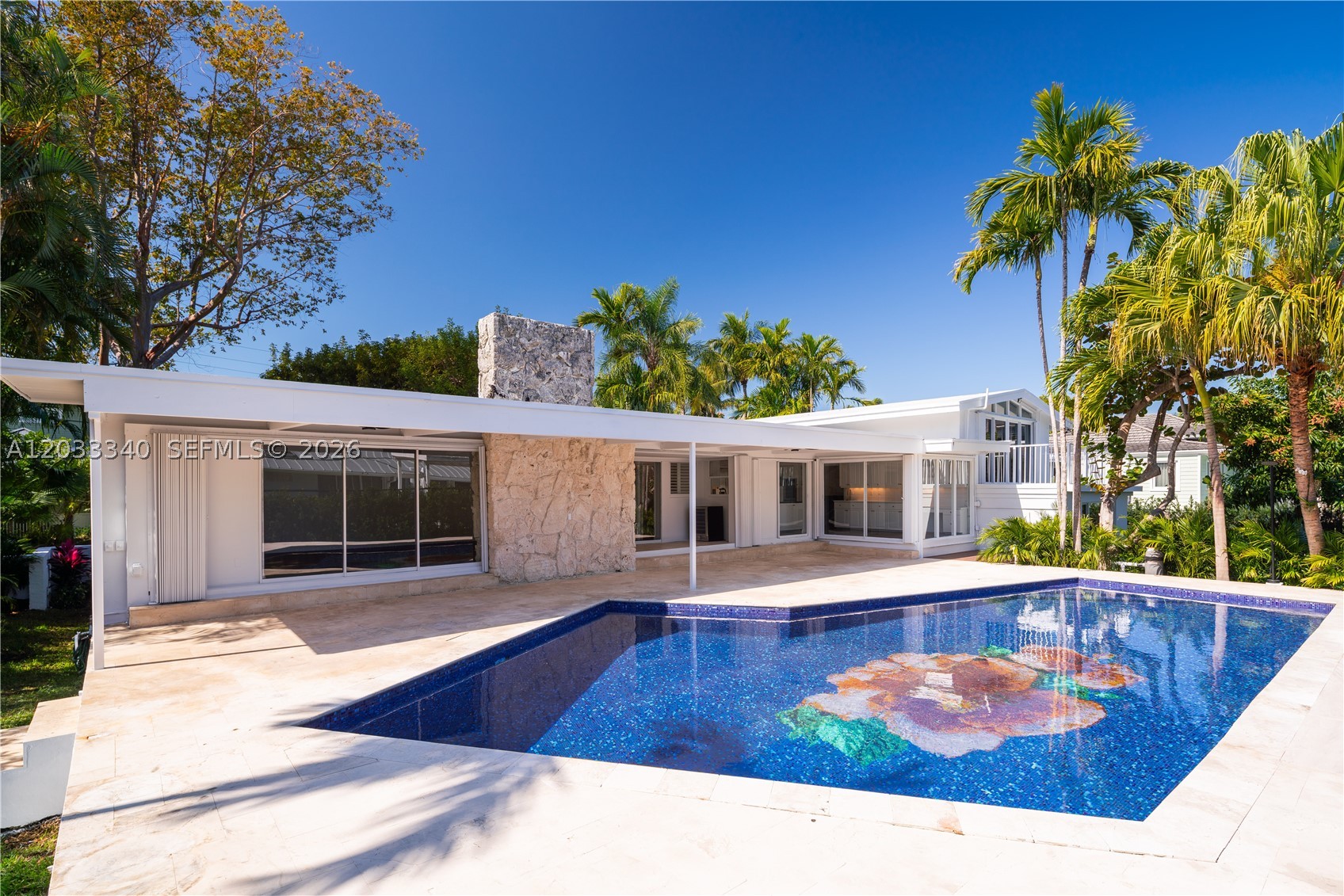 669 S Mashta Dr, Key Biscayne FL 33149