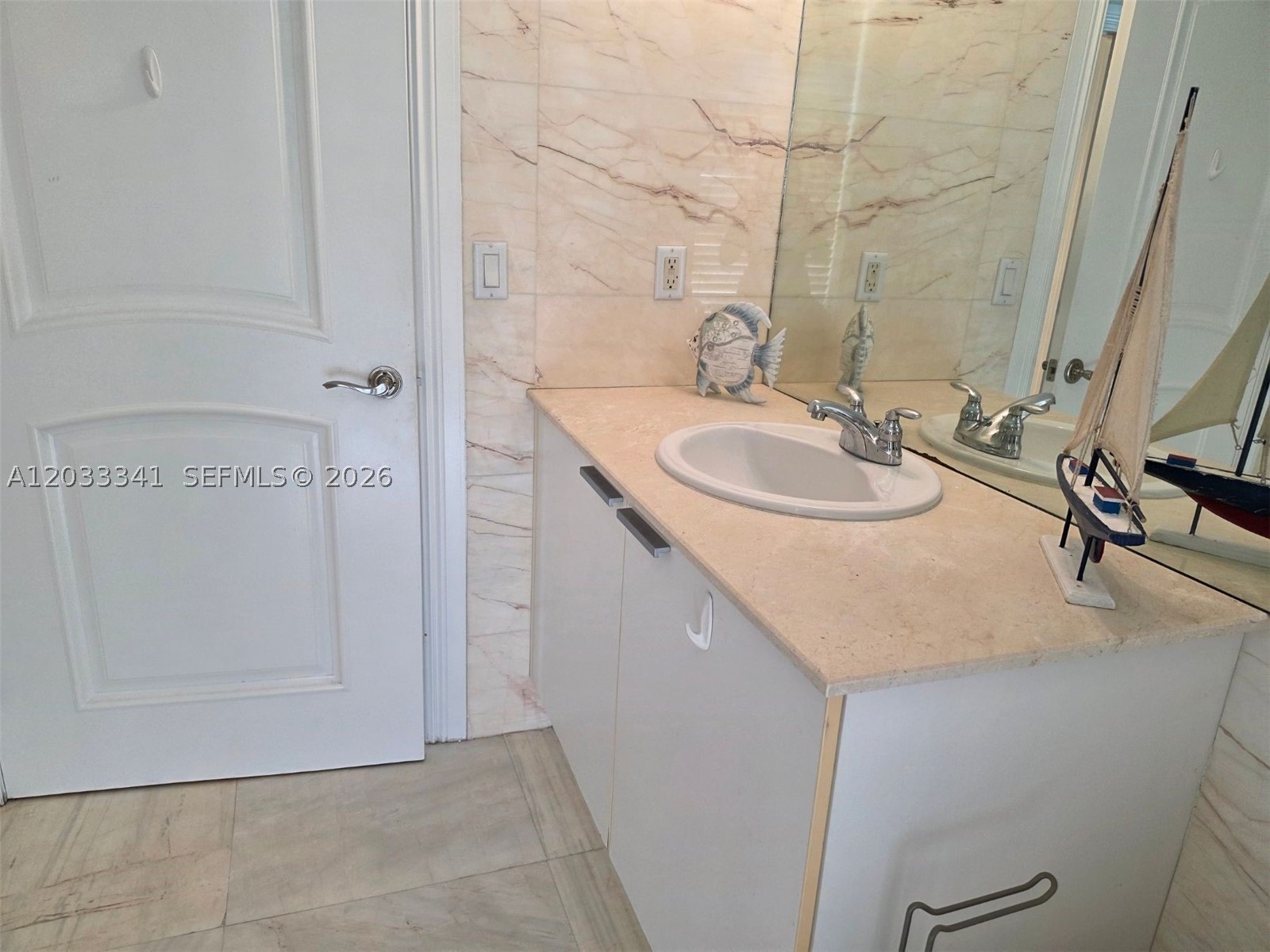 16699 Collins Ave #1803, Sunny Isles Beach FL 33160