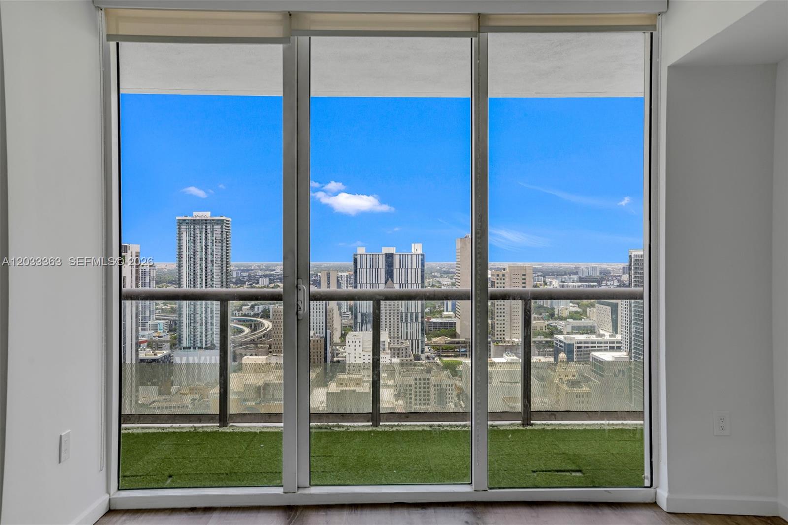 50 Biscayne Blvd #4307, Miami FL 33132