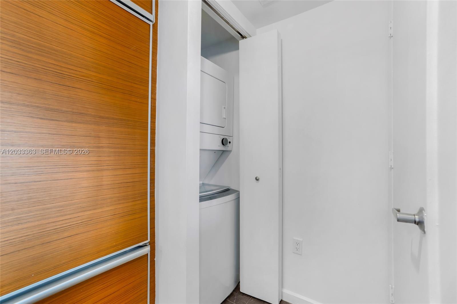 50 Biscayne Blvd #4307, Miami FL 33132