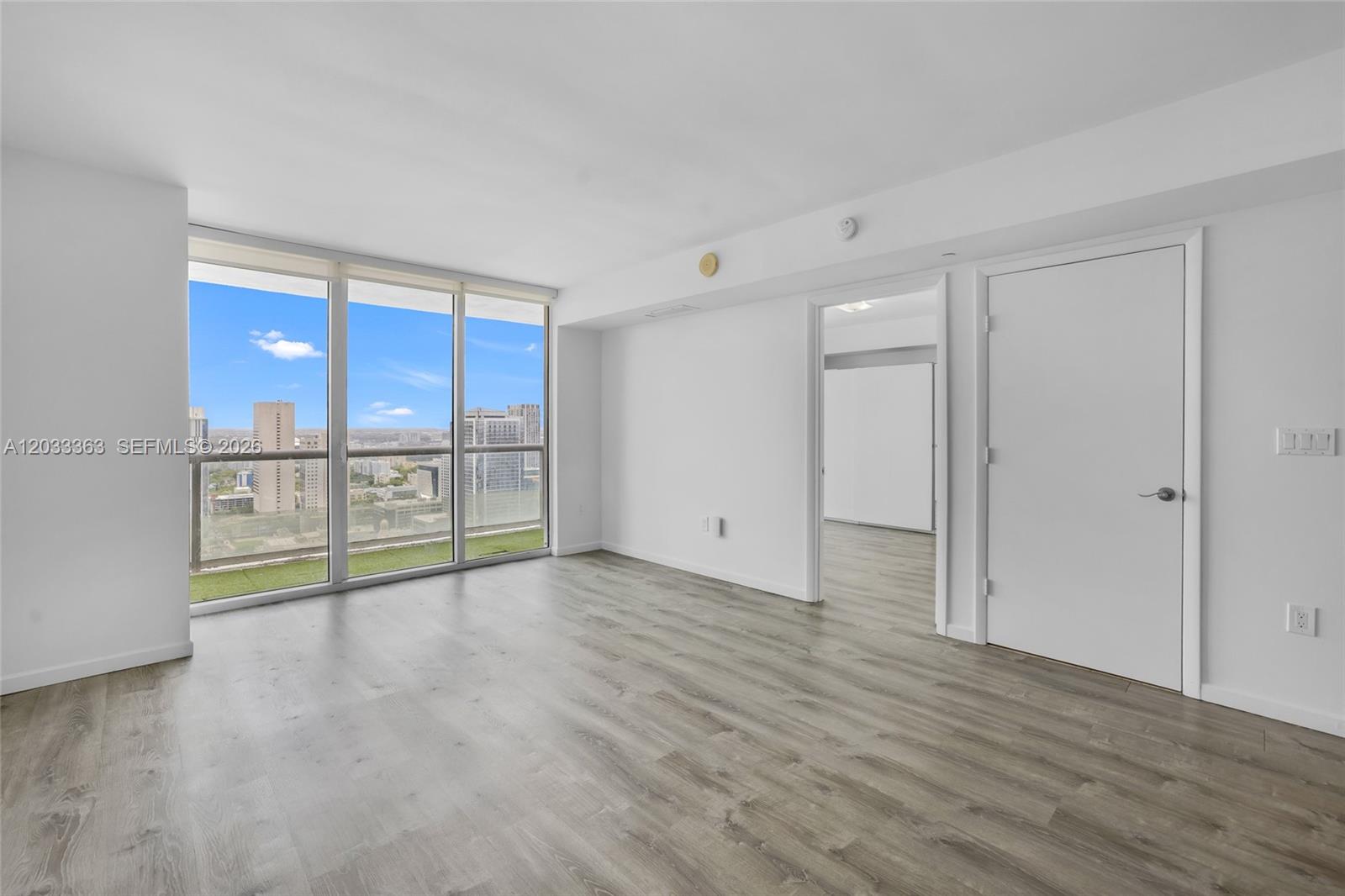 50 Biscayne Blvd #4307, Miami FL 33132