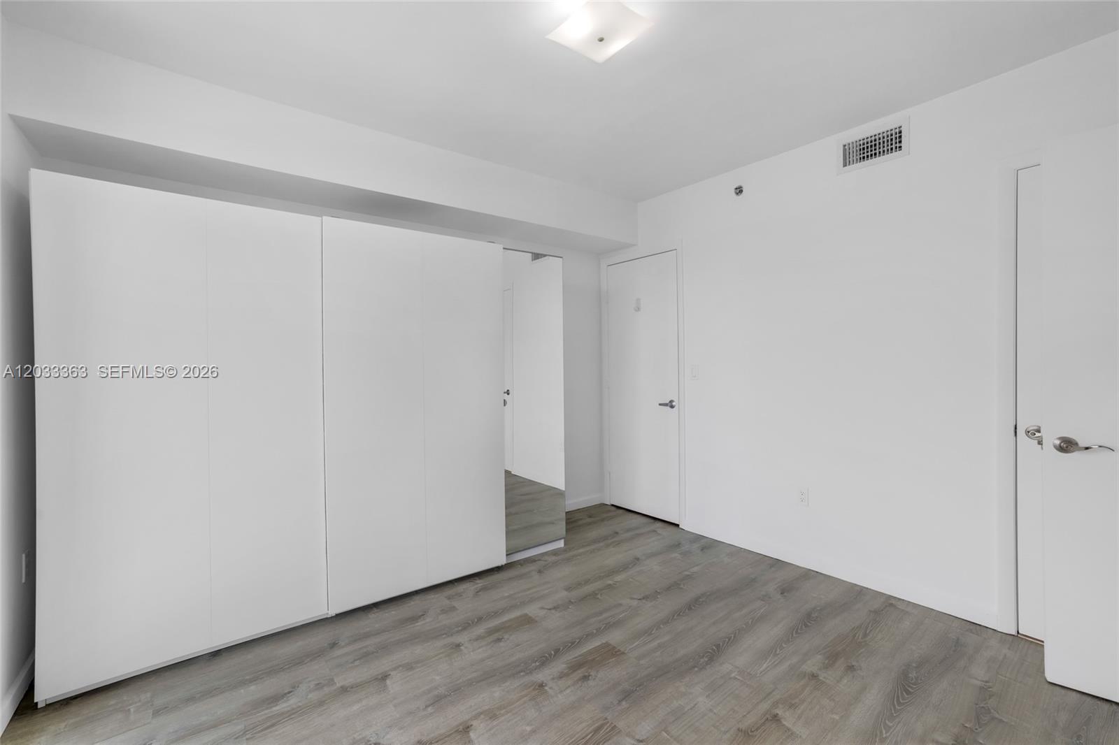 50 Biscayne Blvd #4307, Miami FL 33132