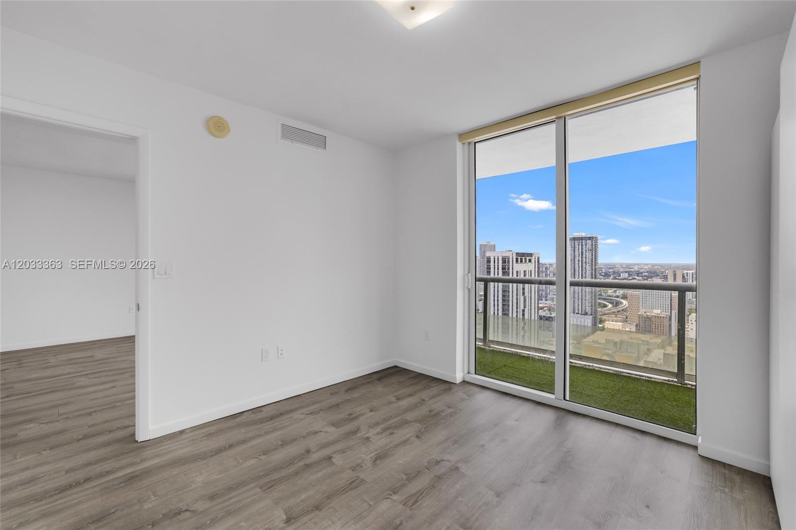 50 Biscayne Blvd #4307, Miami FL 33132
