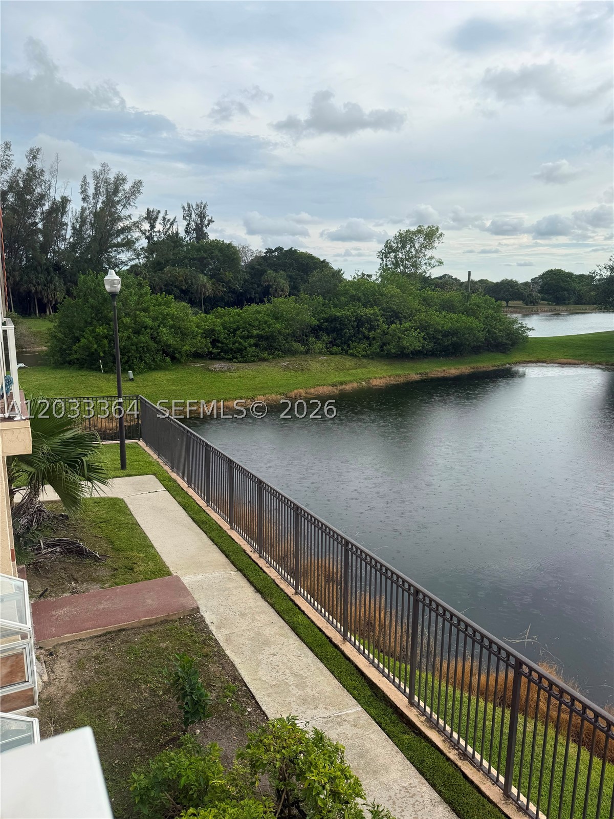 3350 N Pinewalk Dr N #1427, Margate FL 33063