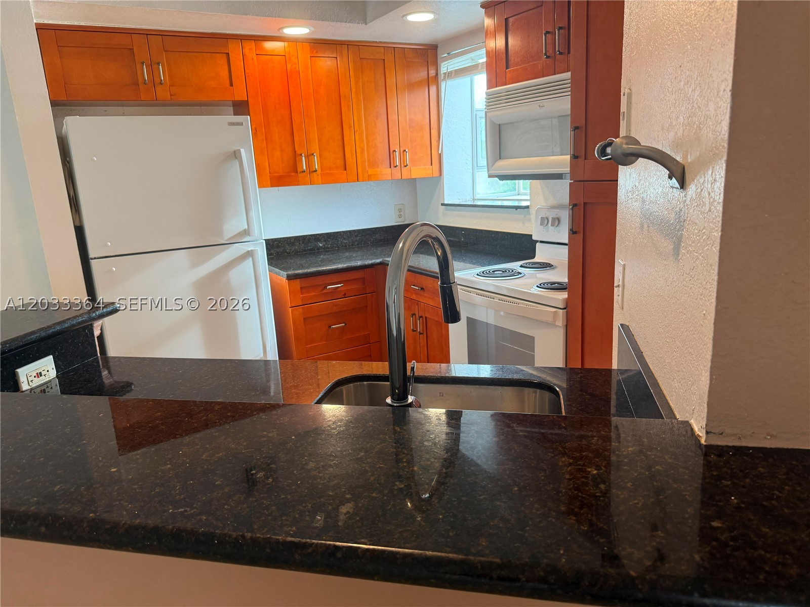 3350 N Pinewalk Dr N #1427, Margate FL 33063