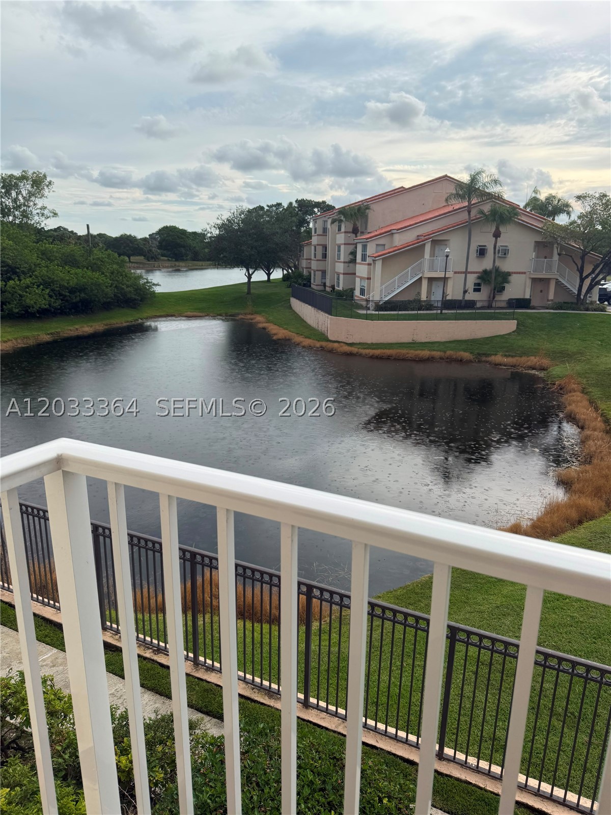 3350 N Pinewalk Dr N #1427, Margate FL 33063