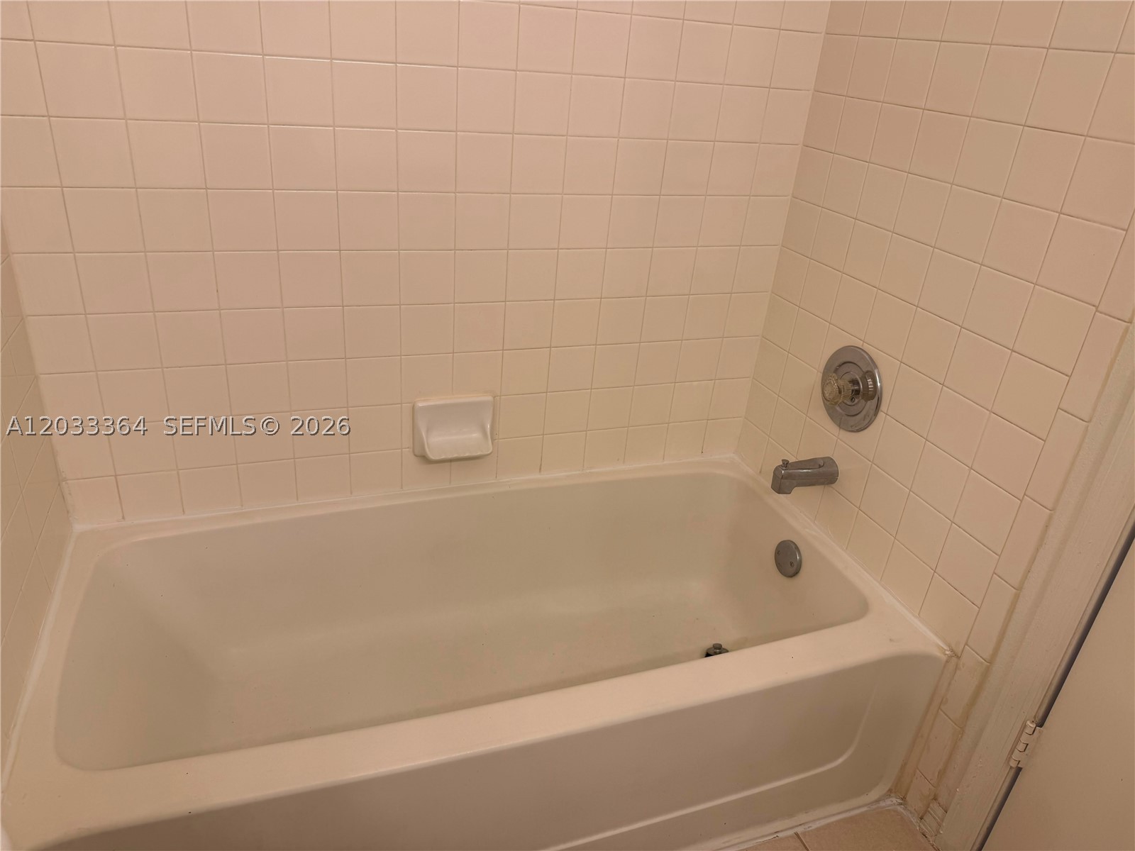 3350 N Pinewalk Dr N #1427, Margate FL 33063