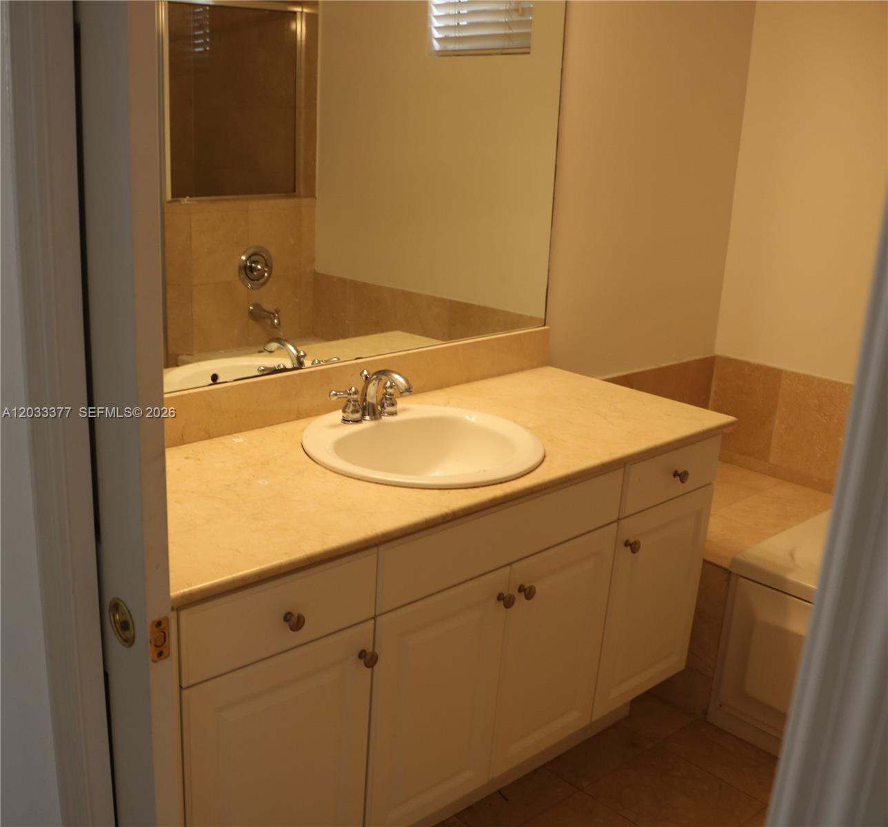 Coral Gables FL 33134 - A12033377