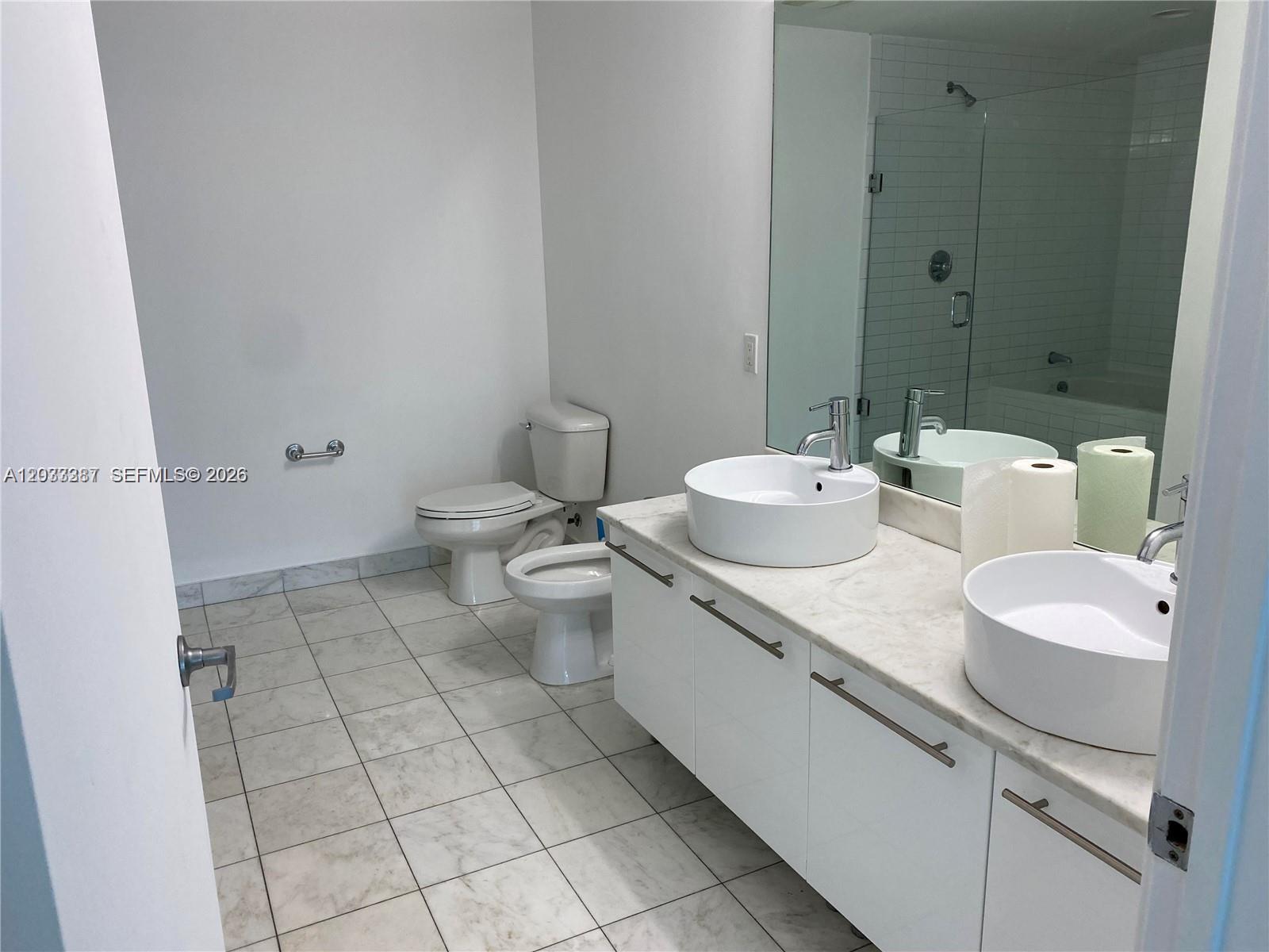 888 Biscayne Blvd #3001, Miami FL 33132