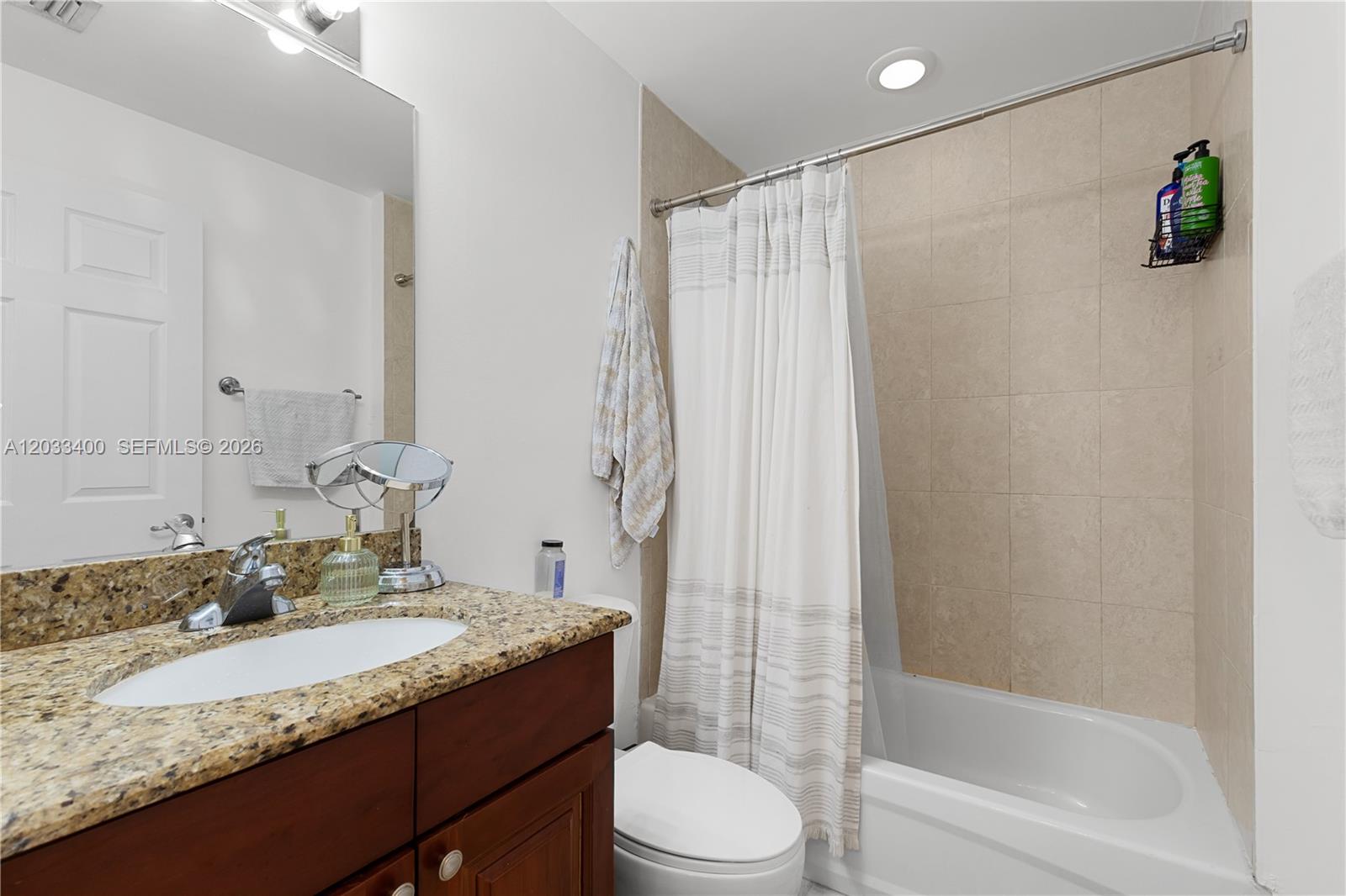 1200 NE 105th St #27, Miami Shores FL 33138