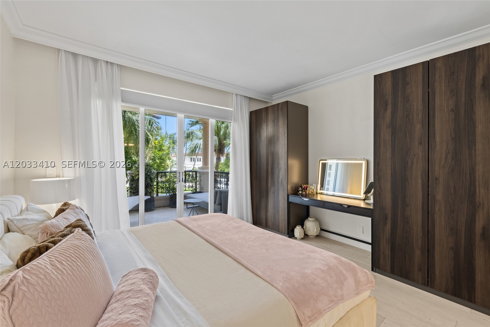 19122 Fisher Island Dr #19122, Miami Beach FL 33109