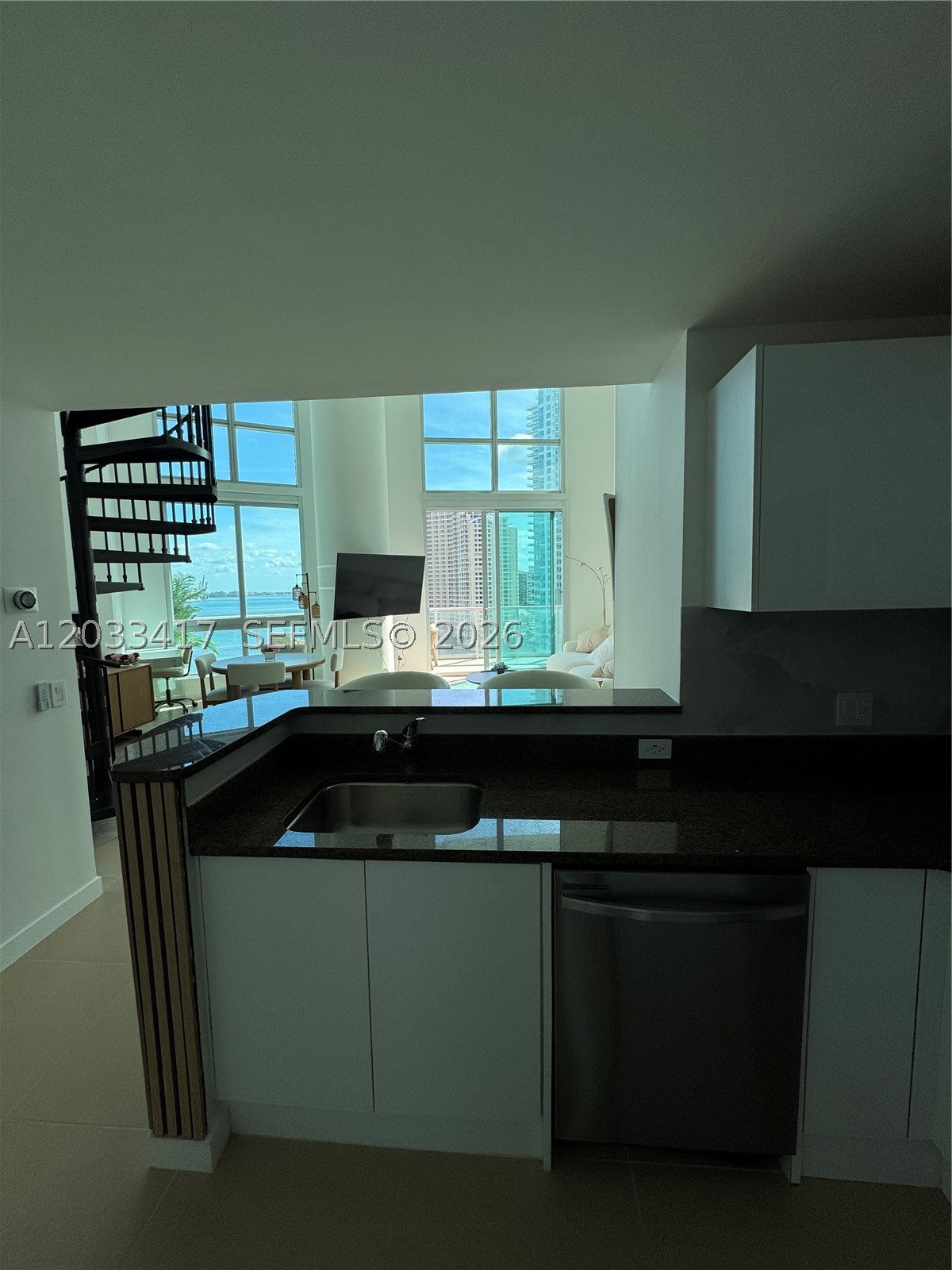 300 S Biscayne Blvd #L-1218, Miami FL 33131