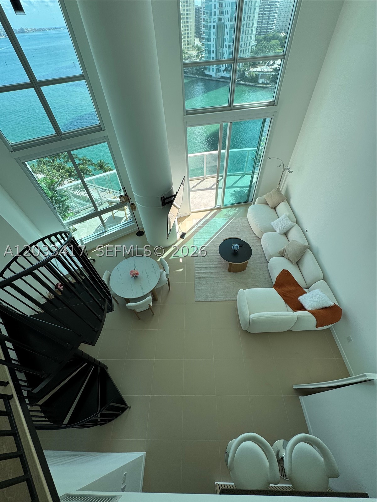 300 S Biscayne Blvd #L-1218, Miami FL 33131