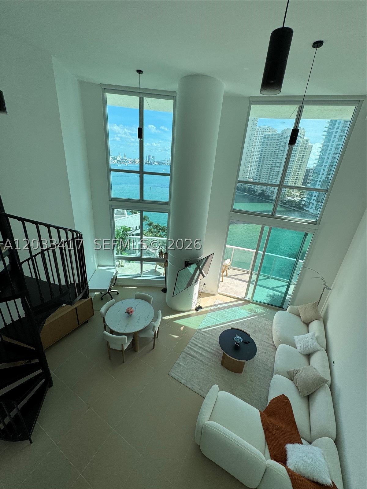 300 S Biscayne Blvd #L-1218, Miami FL 33131