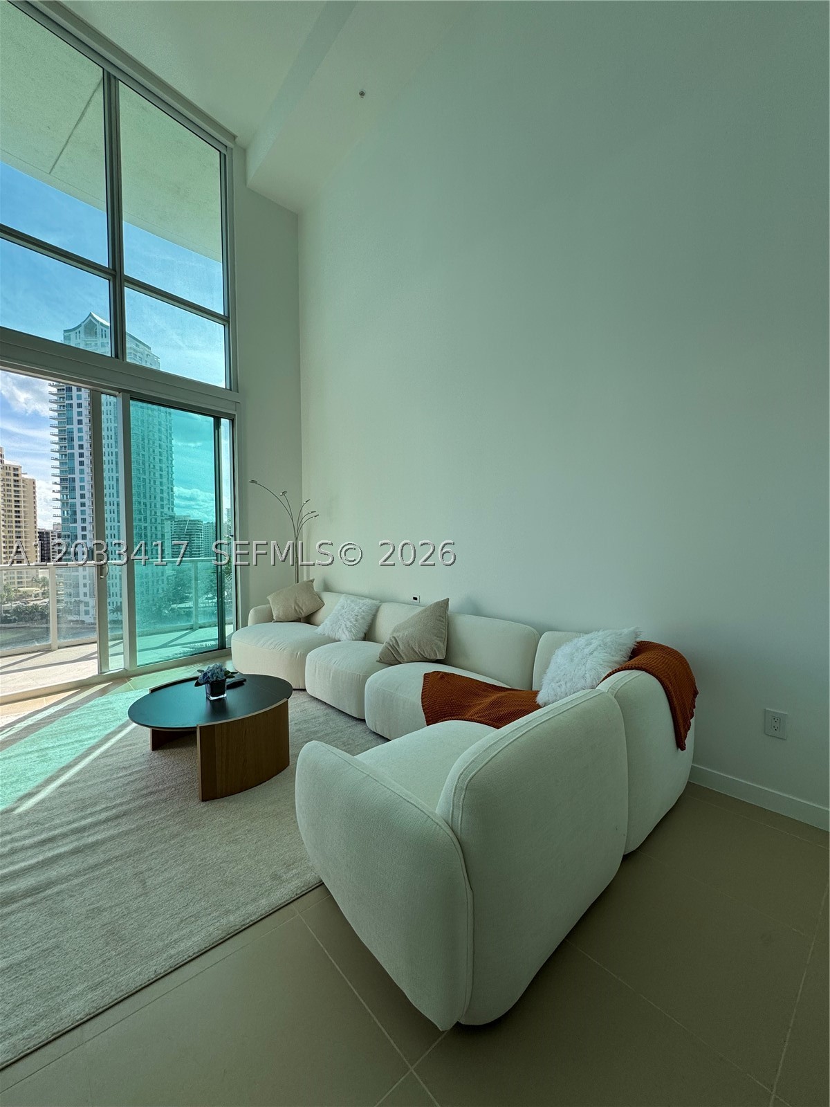 300 S Biscayne Blvd #L-1218, Miami FL 33131