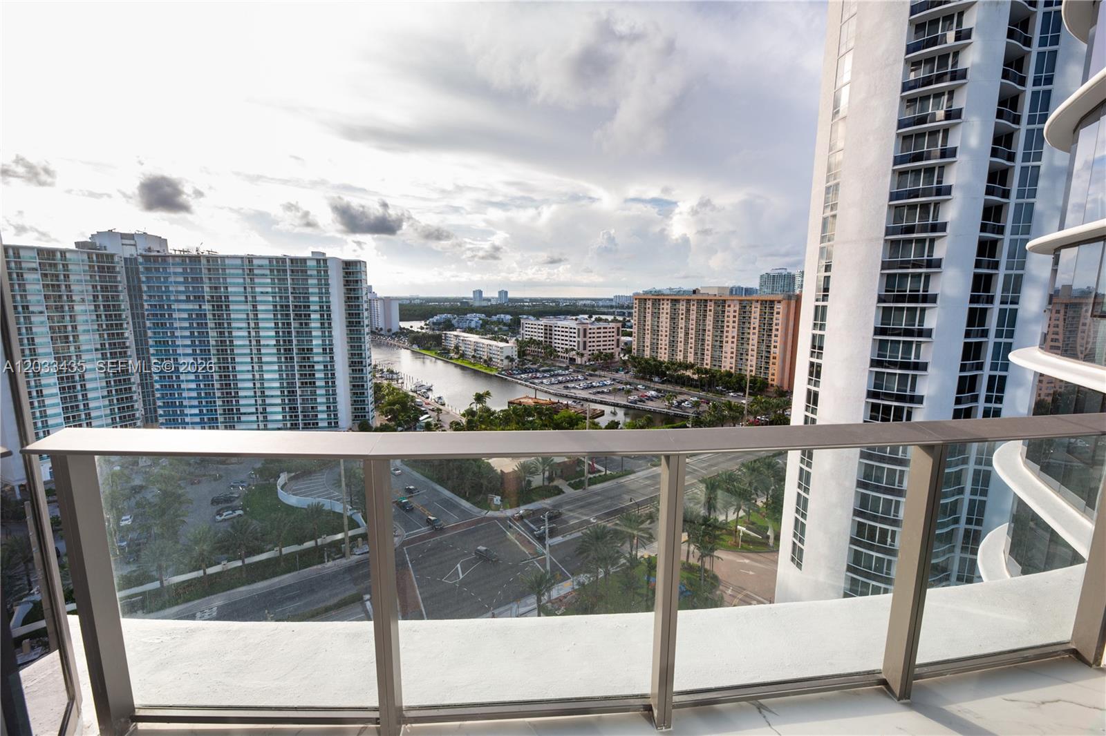 15701 Collins Ave #1403, Sunny Isles Beach FL 33160
