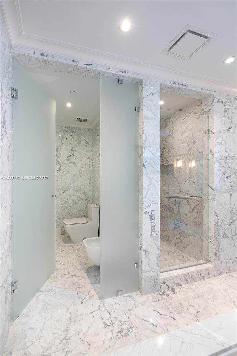 15701 Collins Ave #1403, Sunny Isles Beach FL 33160