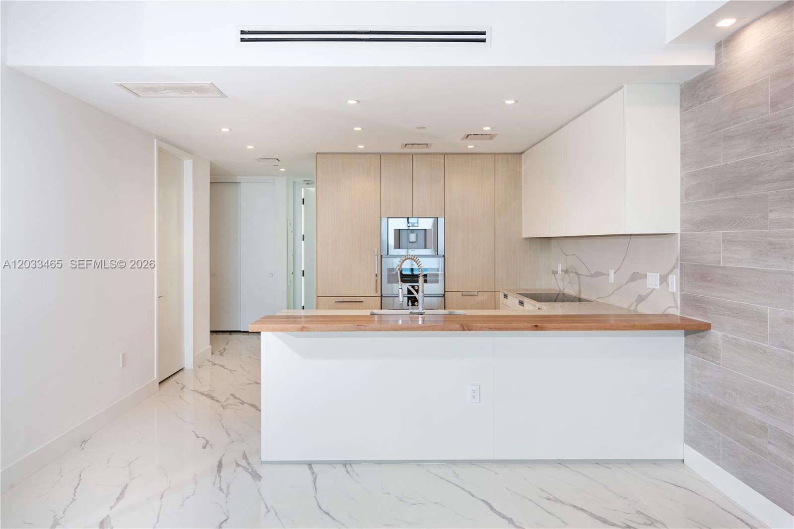 15701 E COLLINS #1403, Sunny Isles Beach FL 33160